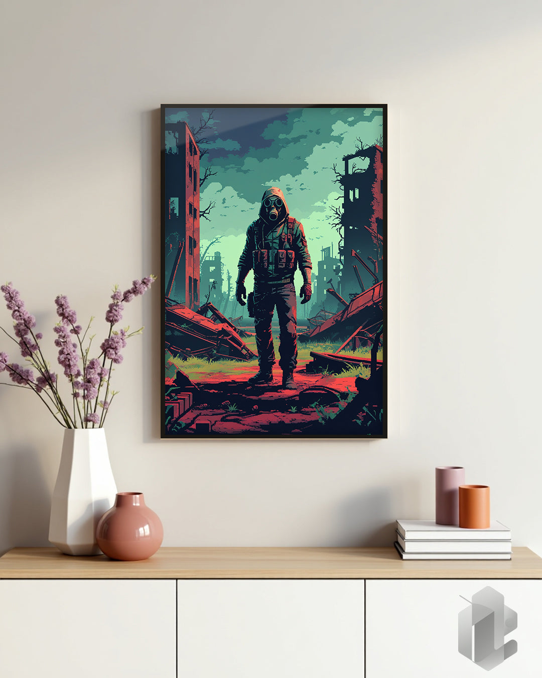 „8bit Apocalypse“ Poster: Pixelart mit Gasmaske in einer postapokalyptischen Landschaft für ein Retro-Gaming-Zimmer
