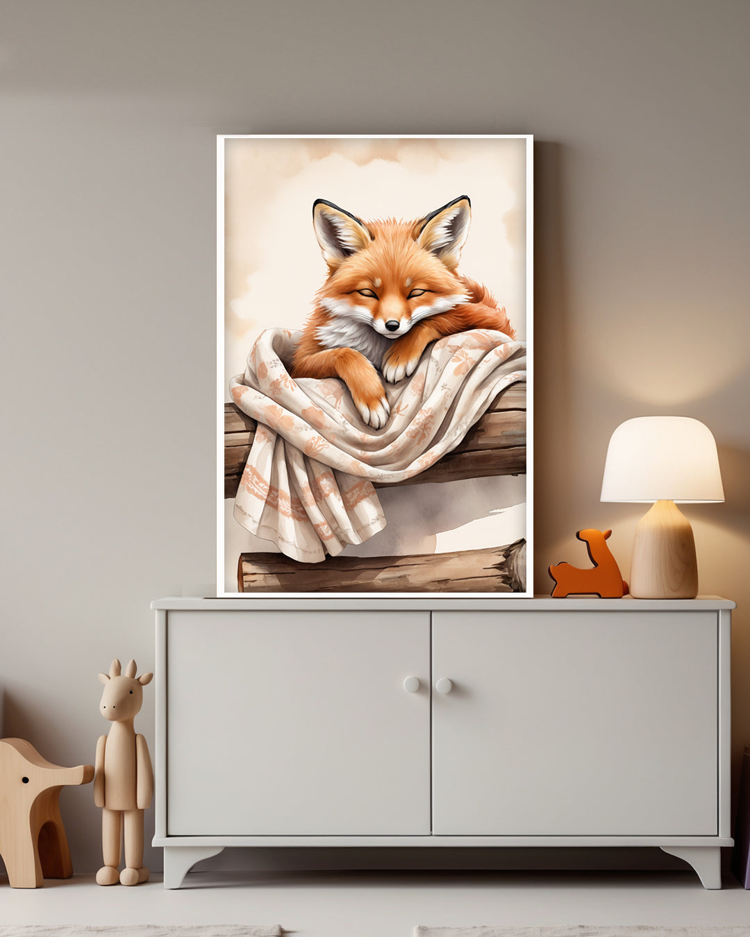 „Sleeping Fox“ Poster: Friedlich schlafender Fuchs in sanften Farben für eine beruhigende Atmosphäre im Kinderzimmer