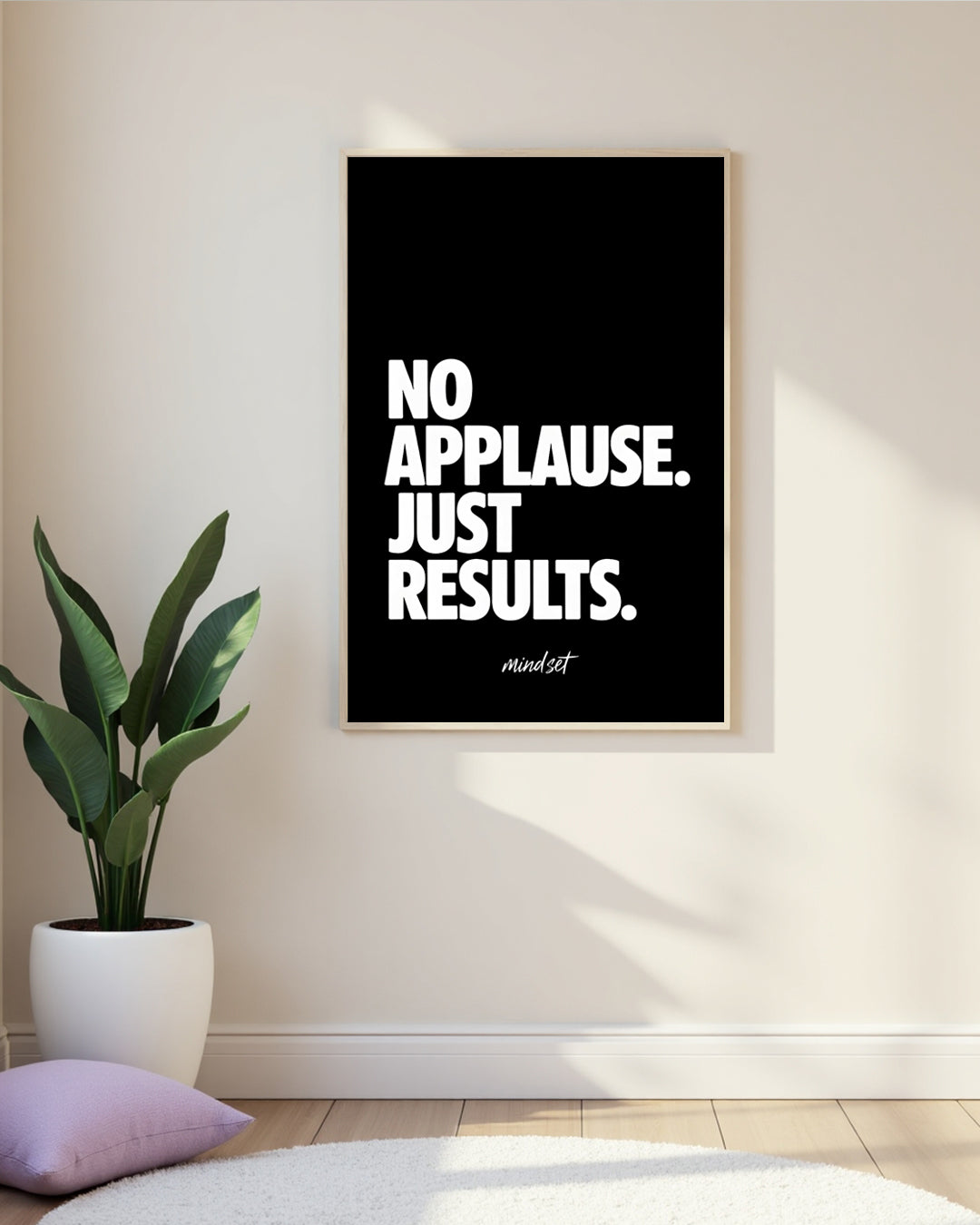 Motivationsposter „No Applause, Just Results.“ – reduziertes Schwarz-Weiß-Design für Produktivität, Disziplin und konsequentes Handeln.